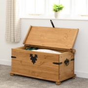 CORONA-SINGLE-STORAGE-CHEST-DISTRESSED-WAXED-PINE-2020-100-102-030-08-400×400