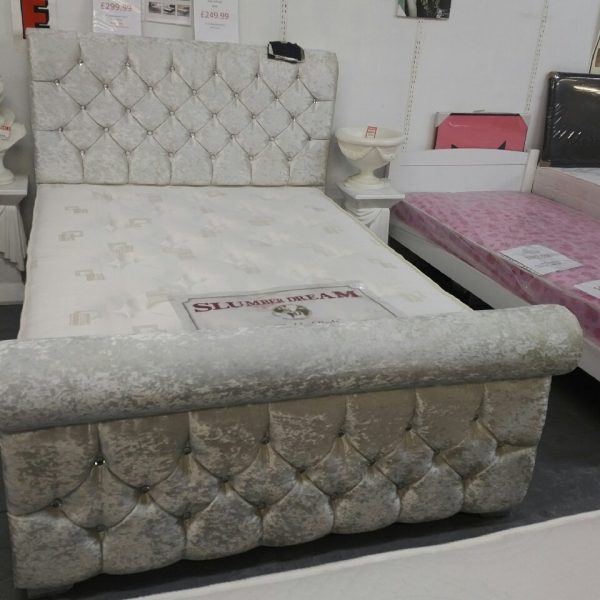 sleigh bed 1